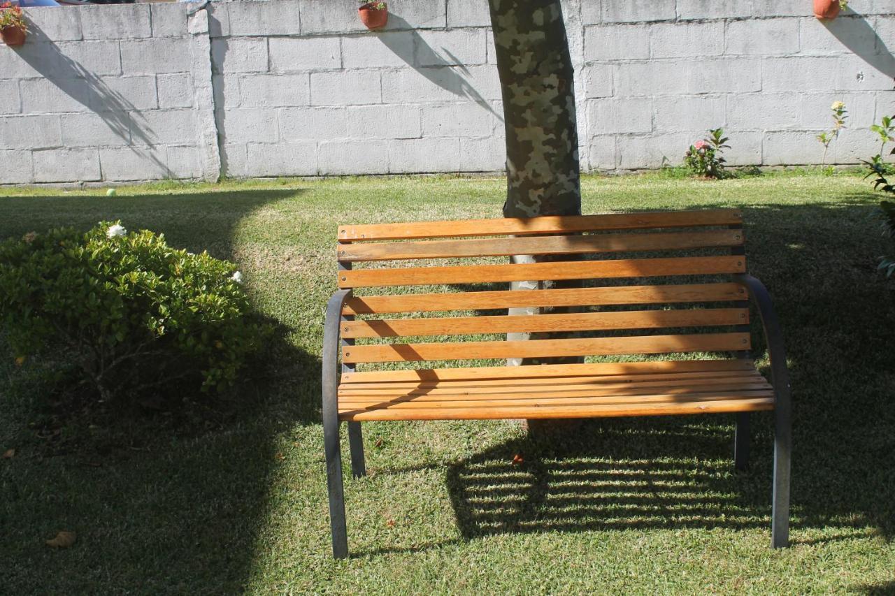 Precioso Piso En Playa America Con Jardin Privado. Nigran Luaran gambar